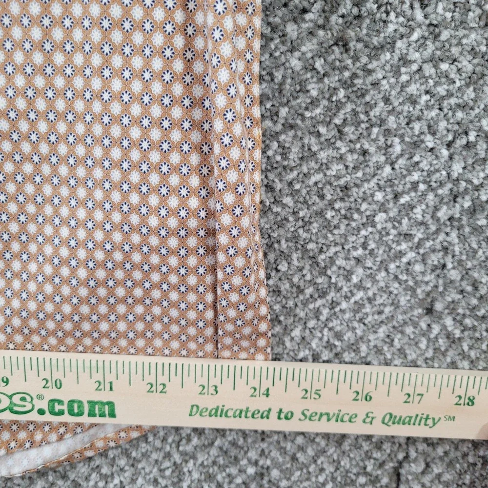 Tahari Mens XXL Stretch Short Sleeve Button Down Shirt Tan Geometric Pineapple